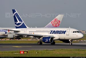 Airbus A318, Tarom (c) Niki Kapsamunov