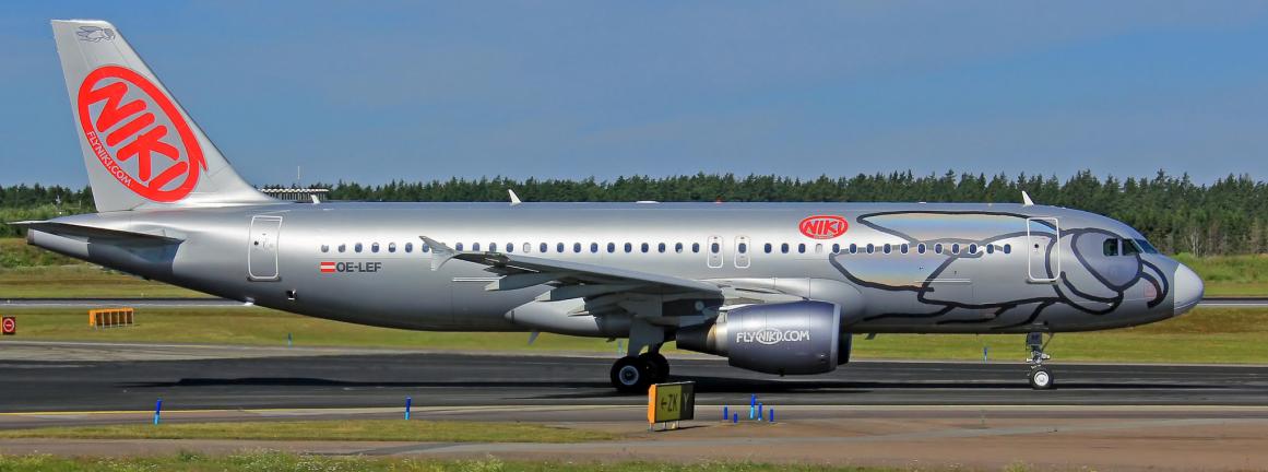 OE-LEF Niki Airbus A320-214