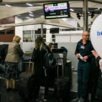 Check-in prepážka odbavujúca cestujúcich do Tbilisi