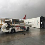 Letisko v Antalyi po zásahu tornádom