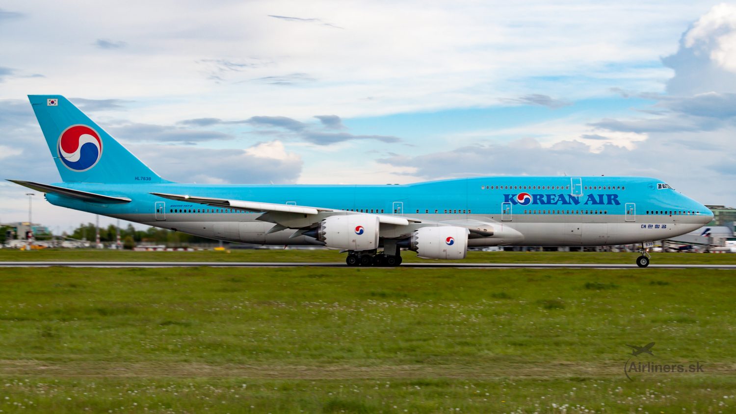 Korean Air Boeing 747-8