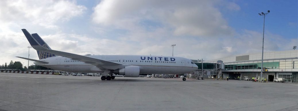 United Airlines Boeing 767-300