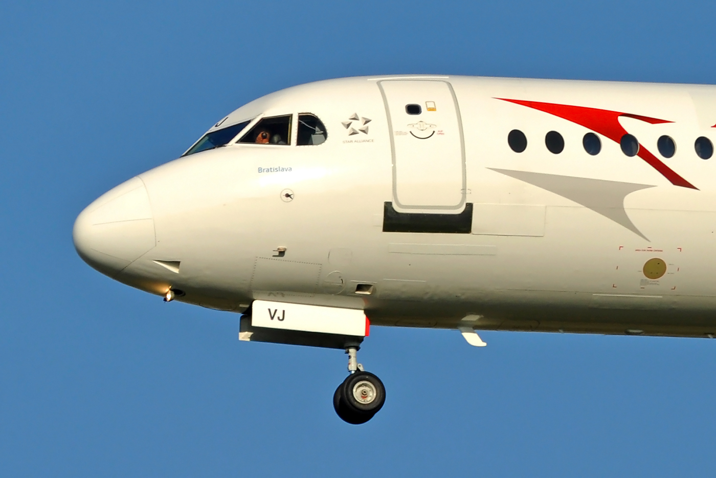 Fokker 100 Austrian Airlines OE-LVJ