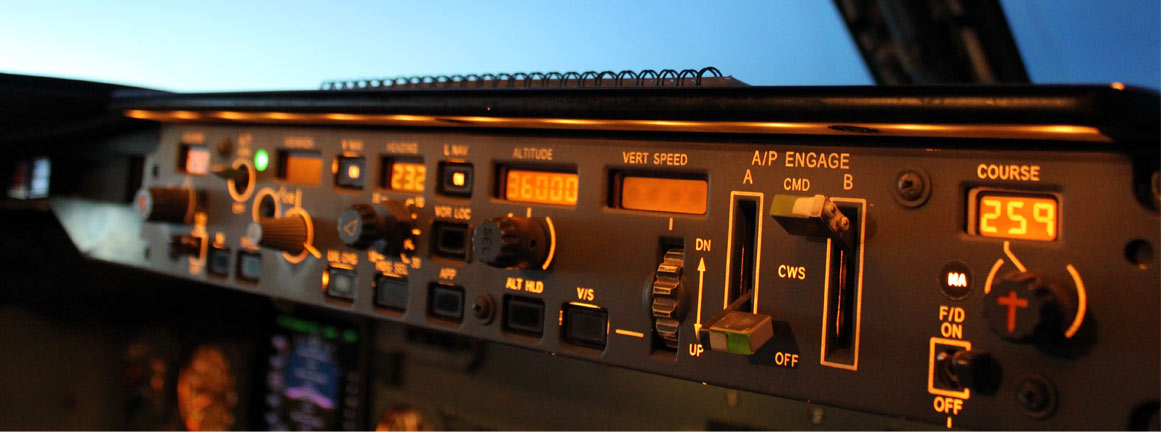 Boeing 737 cockpit