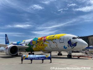 Dreamliner JA894A All Nippon Airliways v Pokemon livery (c)ana.co.jp