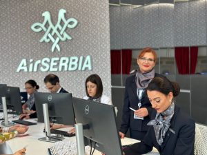 Air Serbia otvorili obchod v nákupnom centre v Belehrade