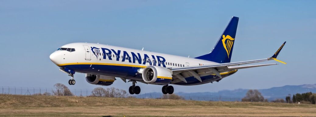 EI-IHZ Ryanair Boeing 737-8200 MAX