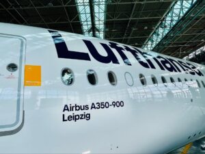 Airbus A350 spoločnosti Lufthansa s novou kabínou Allegris (c)lufthansa