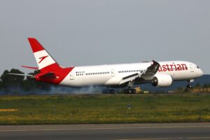 Boeing 787-9 Dreamliner registrácie OE-LPM leteckej spoločnosti Austrian Airlines (c)M. Dichler