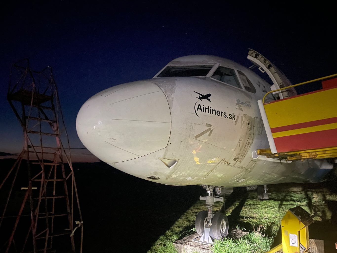 Náš Fokker v leteckom múzeu v Slávnici dostal konečne radom.