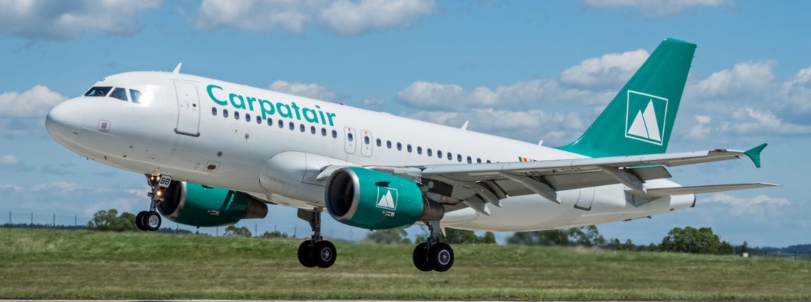 YR-ABB Carpatair Airbus A319-100